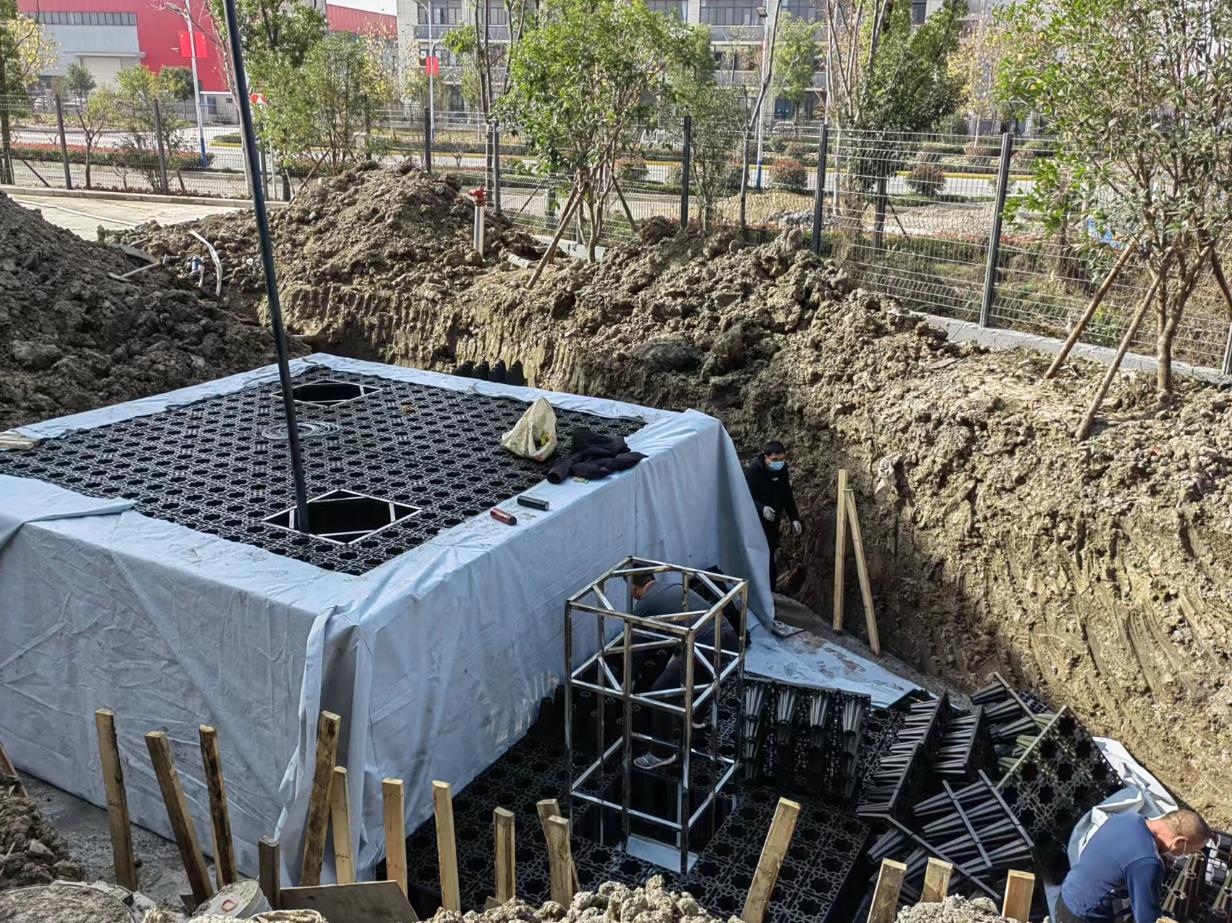 雨水收集设备截污挂篮沉淀装置的主要用途是什么